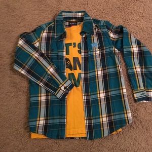 Boys size M (7/8) button down shirt & tee - EUC